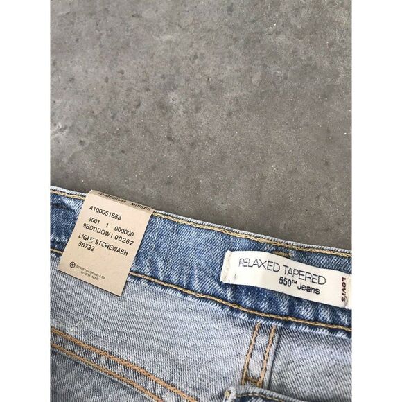Levi’s Relaxed Tapered Womens Light Stonewash At Waist Jeans 10 Medium - Picture 11 of 11